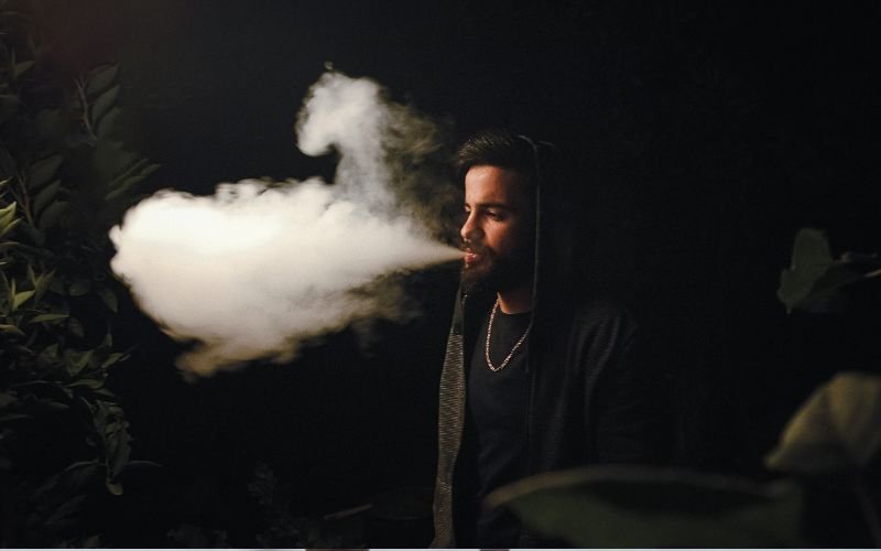 Disposable nicotine vape