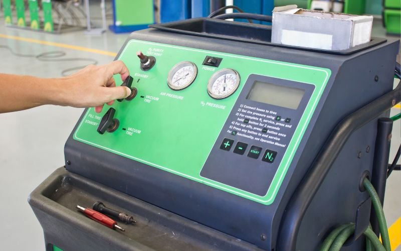 Filling tires with nitrogen
