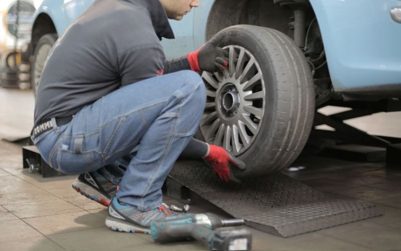 Thomas Tire and Auto